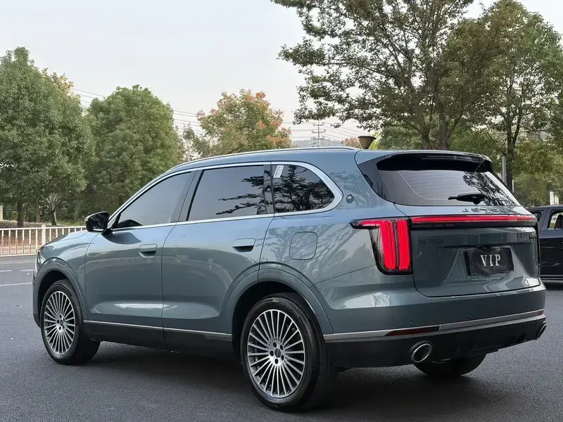2026 JETOUR X70L с пробегом 11 000 км