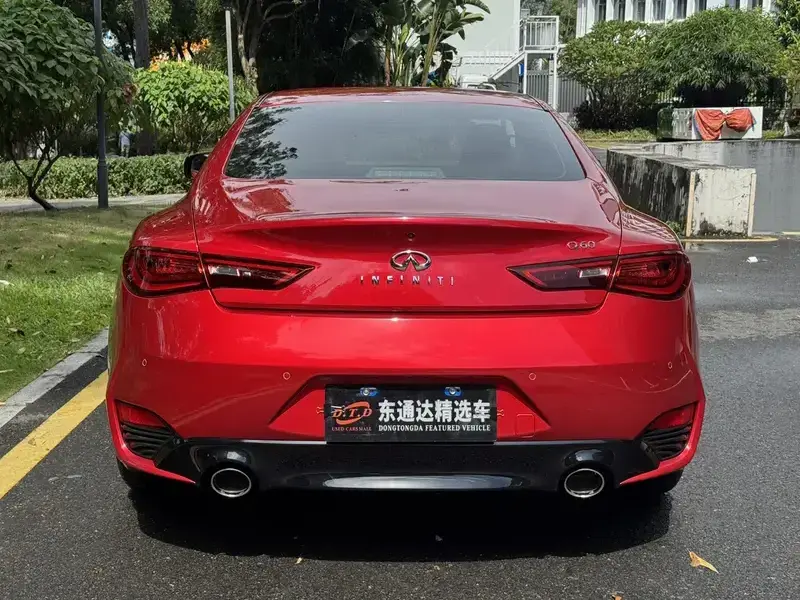 2019 Infiniti Q60 с пробегом 49 000 км