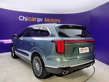 2026 JETOUR X70L с пробегом 2 000 км