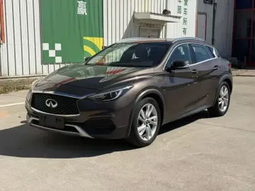 2017 Infiniti QX30 с пробегом 77 000 км
