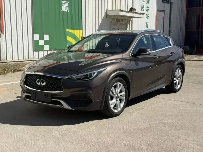 2017 Infiniti QX30 с пробегом 77 000 км