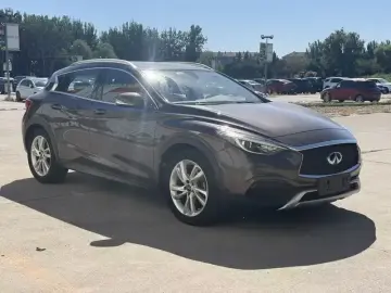 2017 Infiniti QX30 с пробегом 77 000 км
