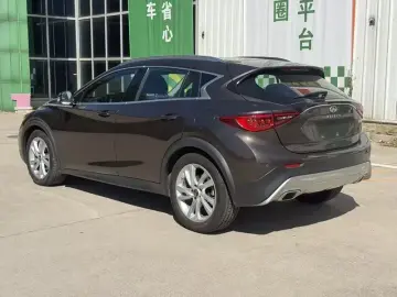 2017 Infiniti QX30 с пробегом 77 000 км