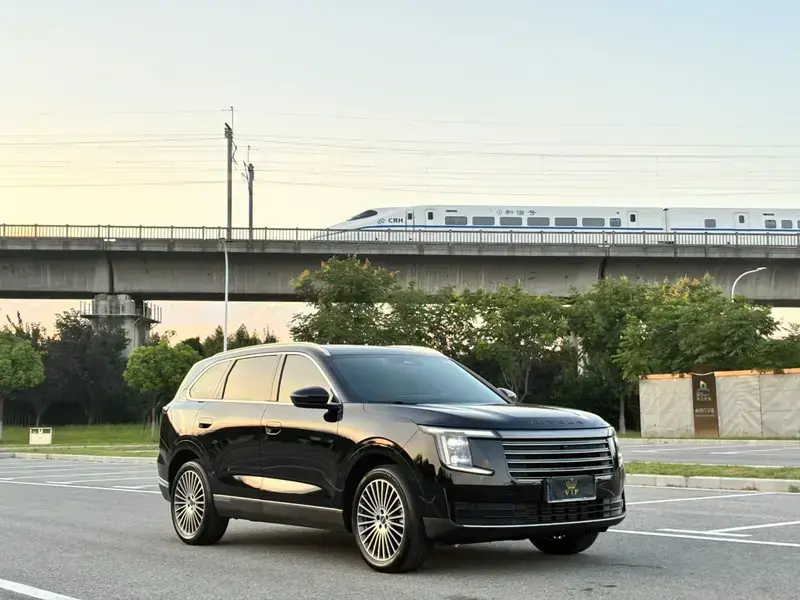2026 JETOUR X70L с пробегом 18 000 км
