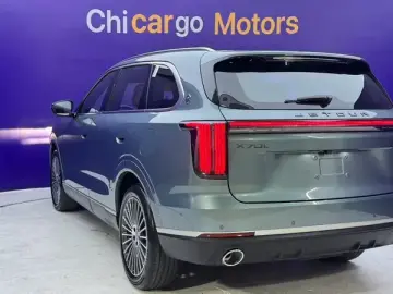 2026 JETOUR X70L с пробегом 7 000 км