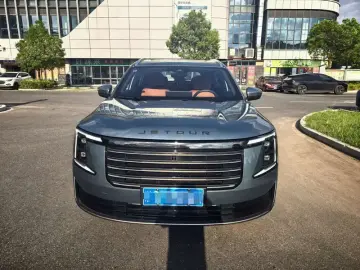2026 JETOUR X70L с пробегом 4 000 км