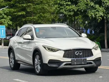 2017 Infiniti QX30 с пробегом 116 800 км