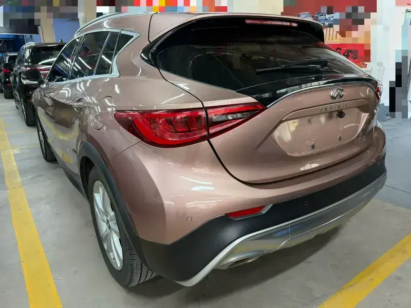 2017 Infiniti QX30 с пробегом 125 000 км