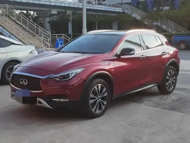 2017 Infiniti QX30 с пробегом 122 000 км