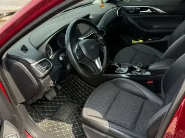 2017 Infiniti QX30 с пробегом 122 000 км