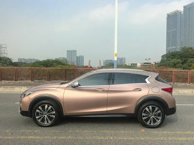2017 Infiniti QX30 с пробегом 80 000 км