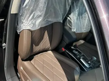 2013 Infiniti QX70 с пробегом 42 000 км