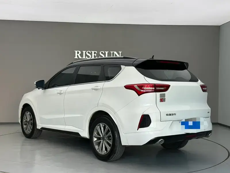 2020 JETOUR X70+ с пробегом 110 000 км