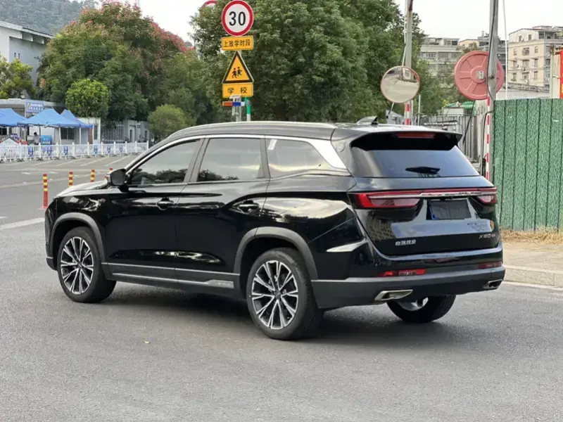 2024 JETOUR X90 Pro с пробегом 22 000 км