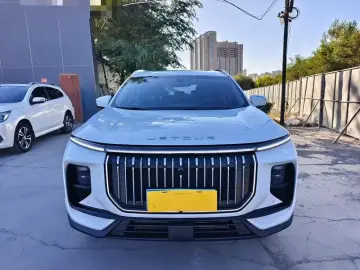 2024 JETOUR X90 Pro с пробегом 40 000 км