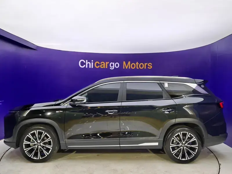 2024 JETOUR X90 Pro с пробегом 800 км