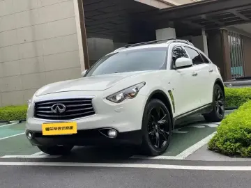 2013 Infiniti QX70 с пробегом 152 000 км