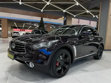 2013 Infiniti QX70 с пробегом 150 000 км