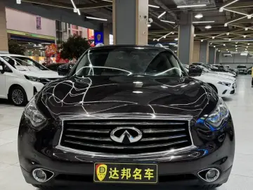 2013 Infiniti QX70 с пробегом 150 000 км