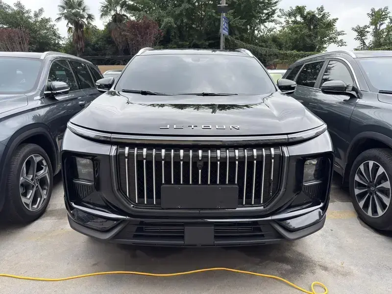 2024 JETOUR X90 Pro с пробегом 18 000 км