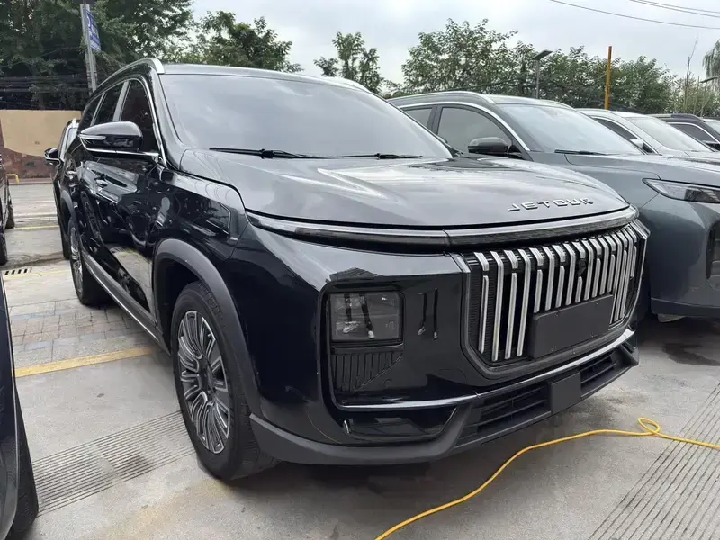 2024 JETOUR X90 Pro с пробегом 18 000 км