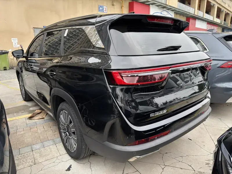 2024 JETOUR X90 Pro с пробегом 18 000 км