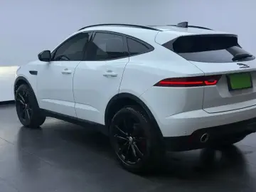 2024 Jaguar E-Pace с пробегом 20 000 км