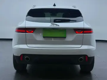 2024 Jaguar E-Pace с пробегом 20 000 км