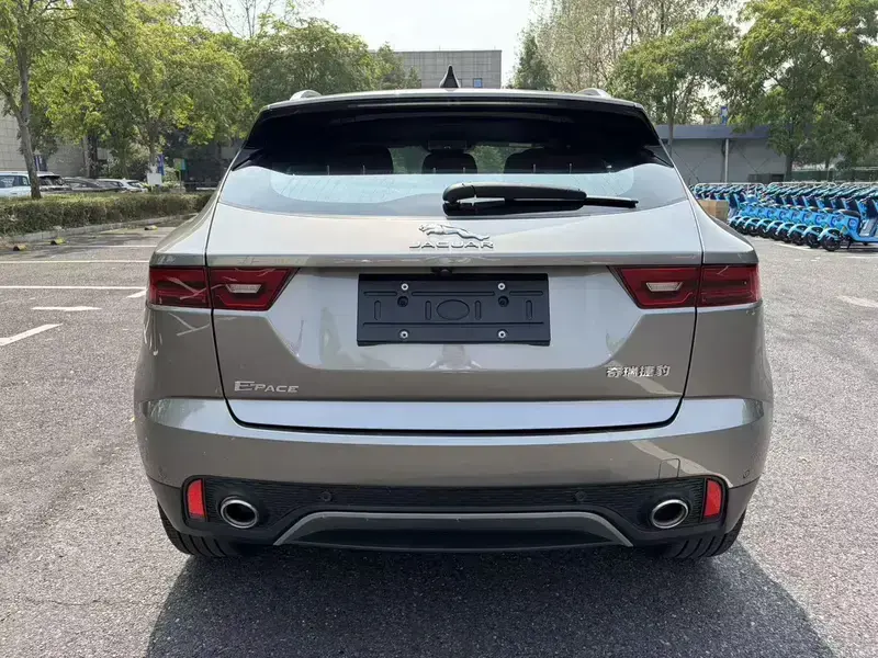 2024 Jaguar E-Pace с пробегом 24 000 км