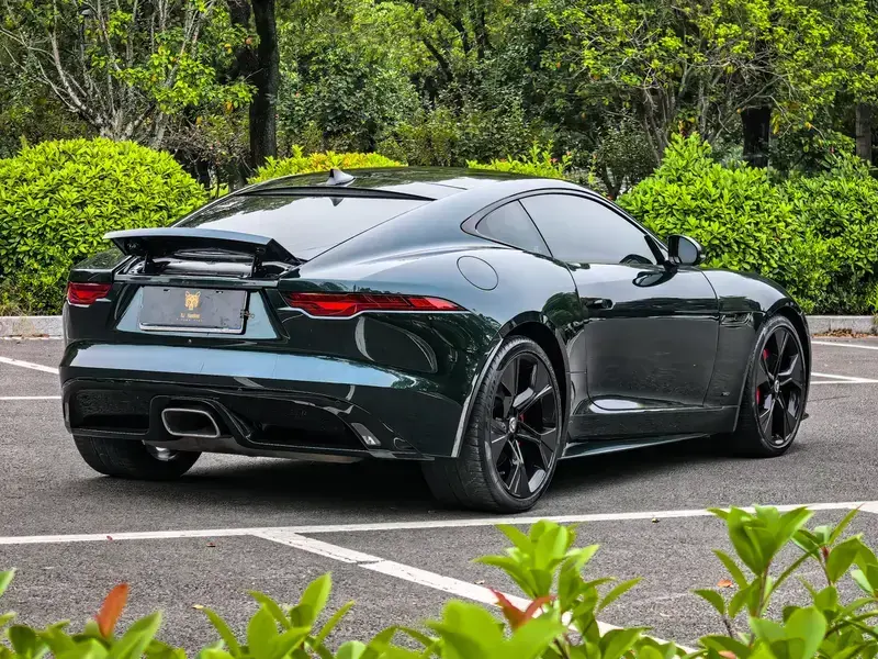 2024 Jaguar F-Type с пробегом 38 000 км