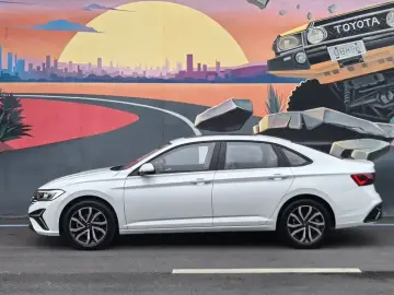 2025 Jetta VA7 с пробегом 10 000 км