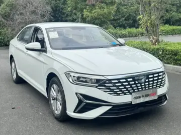 2025 Jetta VA7 с пробегом 100 км