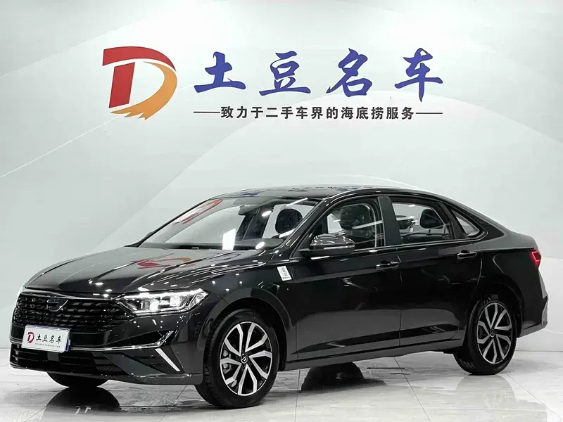 2025 Jetta VA7 с пробегом 200 км