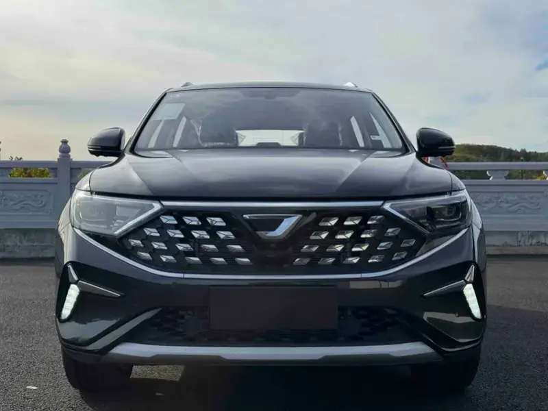 2023 Jetta VS7 с пробегом 100 км