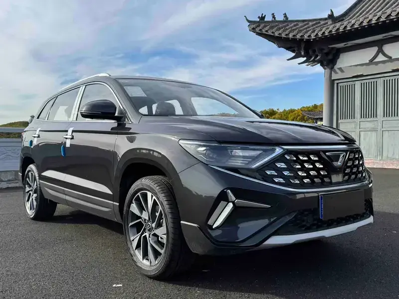 2023 Jetta VS7 с пробегом 100 км