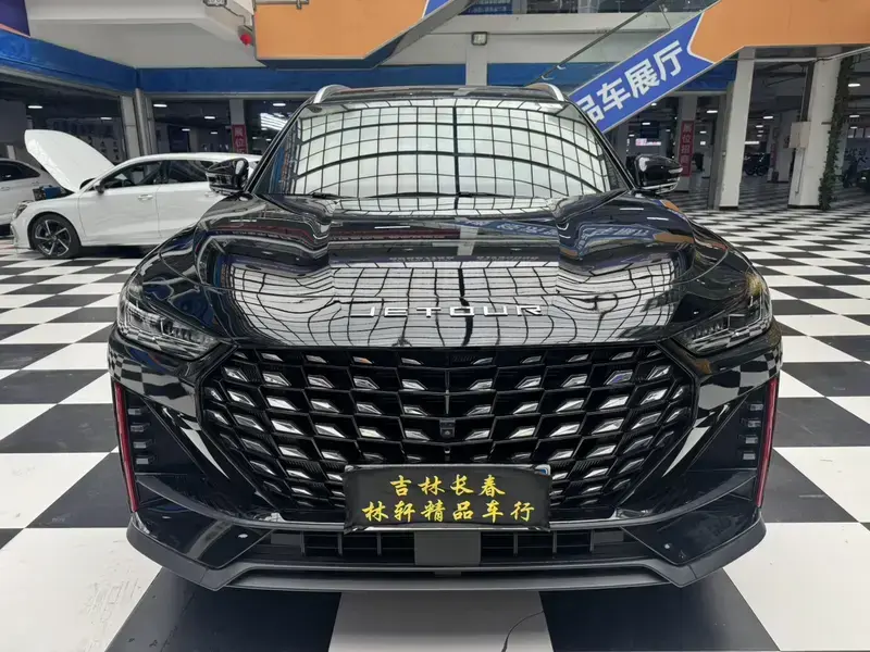 2023 JETOUR X70 Pro с пробегом 26 000 км