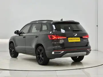 2022 Jetta VS7 с пробегом 29 000 км
