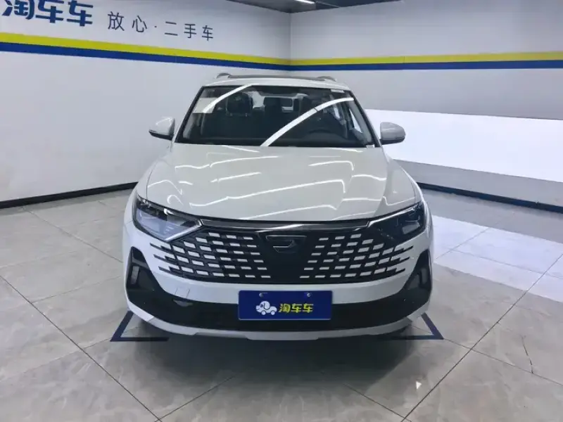 2026 Jetta VS7 с пробегом 100 км