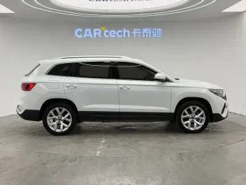 2023 Jetta VS7 с пробегом 39 000 км