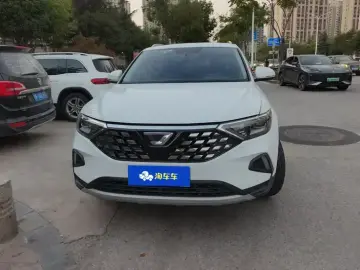 2022 Jetta VS7 с пробегом 52 000 км