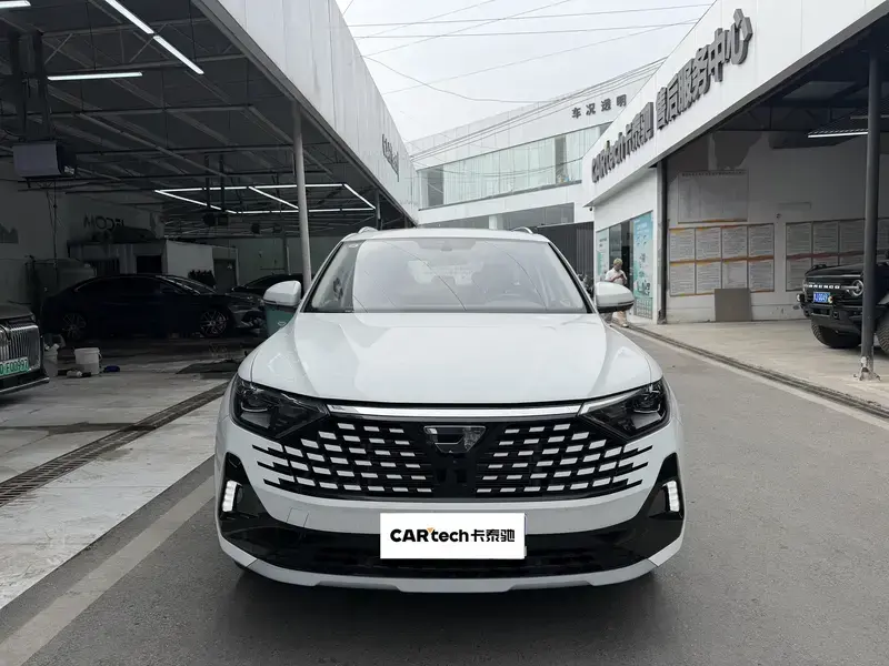 2024 Jetta VS7 с пробегом 9 300 км