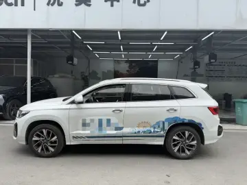 2024 Jetta VS7 с пробегом 9 300 км