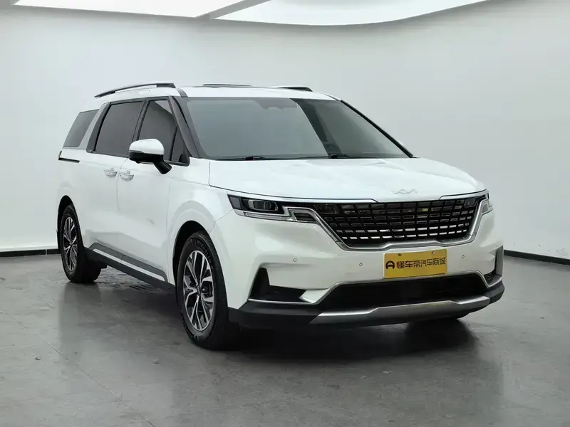 2021 Kia Carnival с пробегом 61 200 км