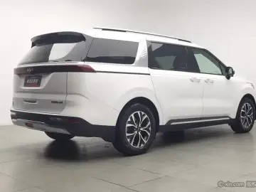 2021 Kia Carnival с пробегом 155 300 км