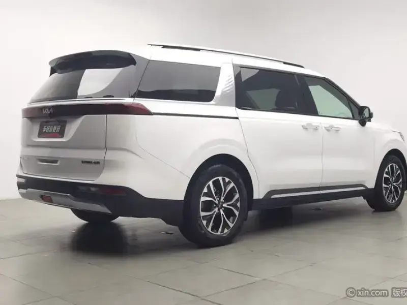 2021 Kia Carnival с пробегом 155 300 км