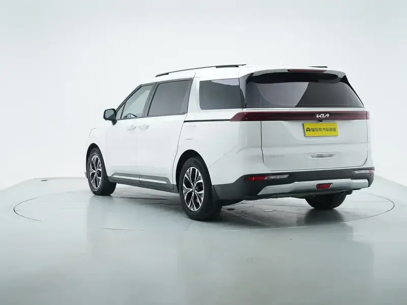 2021 Kia Carnival с пробегом 79 900 км