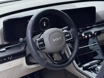2021 Kia Carnival с пробегом 62 000 км