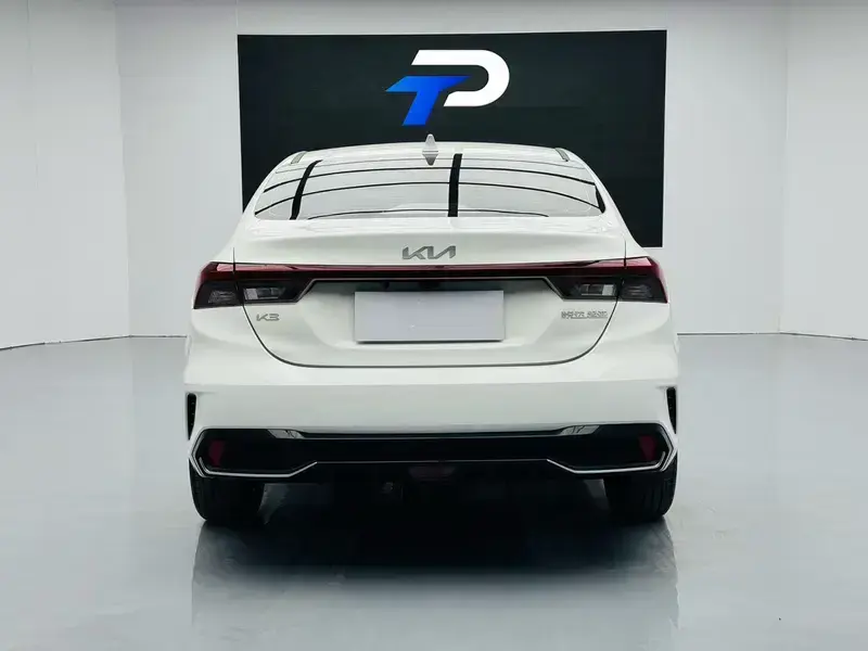 2023 Kia K3 с пробегом 25 000 км