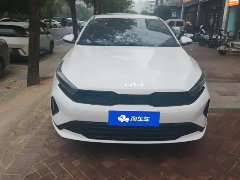 2023 Kia K3 с пробегом 36 000 км