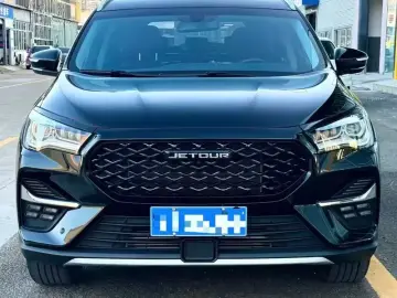 2024 JETOUR X95 с пробегом 42 000 км